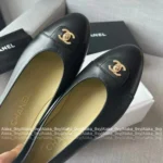 Chanel ©️𝘃𝗶𝗻𝘁𝗮𝗴𝗲 Series 🖤 Vintage Ballet Flats - Round Toe w/ Metal Logo Buckle 🩰 - Image 7