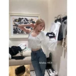 Chanel Dust Bag Packaging 🤍 25S Spring/Summer Runway Collection - Heavy Crystal Feather Fringe Vest (with Silk Blend) - Sleeveless Knit Top for Women (Soft & Non-Irritating) - Image 12