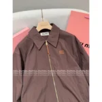 miumiu 2025SS Spring/Summer Collection 🤎 Must-Have "Spicy Girl" Set❗️ Vintage Maillard Tone Letter Logo Jacket / High-Waist Emblem Pleated Skirt - Image 20