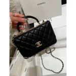 Chanel 2025S Sakura Pink Edition 🌸 Heavy Crystal-Embellished CC Handle Bag - Trendy Letter Logo w/ Detachable Chain ⛓️ - Image 27