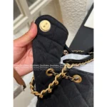 Chanel Jennie's Private Style 🖤 2025SS Early Spring Heavy Denim Tote Bag - Detachable Metal Chain ⛓️ & Drawstring Design*30*15cm💲370 - Image 7