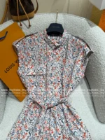 Louis Vuitton 2025SS Spring/Summer Collection 🌷 Colorful Clover Print Shirt Dress - Adjustable Belt & Signature Logo - Image 9