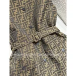FENDI Early Fall 2025 Collection Classic Jacquard Logo Sleeveless Belted Mid-Length Vest for Women - Image 3