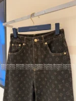 Louis Vuitton 2025 Spring/Summer Collection 🔍 Must-Have "Spicy Girl" Set ❕ Signature Print Logo Tank & High-Waist Straight-Leg Jeans - Image 12
