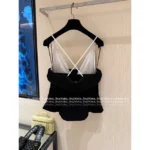 Chanel 2025S Spring/Summer Runway Collection 🖤 Corset Top with 3D Floral Appliqué - Black & White Color-Block Bustier (Slimming Silhouette) - Image 4