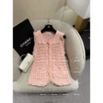 Chanel 2025P Early Spring Resort Collection 🏖️ Runway Crochet Vest - Heavy Fringe & Crystal Buckle / Sleeveless Knit Top - Image 16