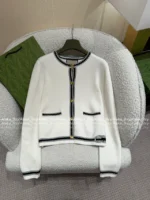 Gucci 2025 Early Spring Collection 🎓 Preppy Color-Block Cardigan - Metallic Button Pocket Logo Round Neck Knit
