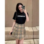 BURBERRY 25 Spring/Summer Collection 🤎 Heavyweight Pleated Mini Skirt - High-Waist Slimming A-Line Silhouette - Image 13