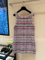 Chanel 2025S Early Spring Runway Collection 💗 Haute Tweed Coord Set - Imported Colorful Bouclé w/ Printed Lining - Image 33