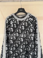 Dior 2025 Fall/Winter Collection 🆕 Jiangzhehu "Rich Girl" Private Style - Heavy 3D Embossed Zip-Up Off-Shoulder Sweater - Image 12