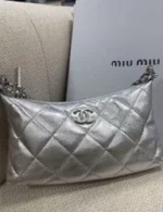 Chanel In Stock — New White 🤍 2025A Hobo Shoulder Bag / Dumpling Bag, Imported Genuine Leather, Multiple Carrying Styles - Image 14