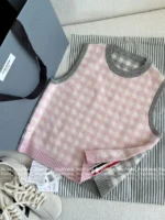 THOM BROWNE 2025SS Spring/Summer Collection 👧 Grey-Pink Plaid Knit Set - Round Neck Vest/Cardigan - Image 25