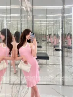 Chanel 2025SS Spring/Summer Full Collection 🎀 Color-Block Knit Set - Crew Neck Stretch Top/Dress/Tank (Brightening & Elegant) - Image 38