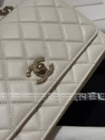 Chanel 2025S Sakura Pink Edition 🌸 Heavy Crystal-Embellished CC Handle Bag - Trendy Letter Logo w/ Detachable Chain ⛓️ - Image 37