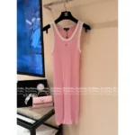 Chanel 2025SS Spring/Summer Full Collection 🎀 Color-Block Knit Set - Crew Neck Stretch Top/Dress/Tank (Brightening & Elegant) - Image 51