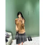 Prada 2025 Early Fall/Winter Collection 🦌 Suede & Pudding Stitch Pullover 100% Wool Sweater - Slimming V-Neck - Image 6