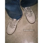 miumiu 2025 Spring/Summer Collection 🆕 Runway Style ~ Tyre Leather Sneakers 👟 Original-Grade Imported Knit Fabric / Suede Leather - 3 Colors Available - Image 7