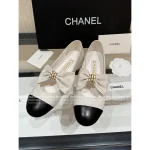 Chanel 2025 Fall/Winter Collection 🖤 Heavyweight Metal Chain ⛓️ Bow Accent Color-Block Round Toe Mary Jane Pumps for Women - Image 5