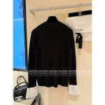 Chanel 2025 Fall/Winter Collection 🖤 Black-White Color-Block Flared Sleeve V-Neck Wool Knit Cardigan for Women - Image 5