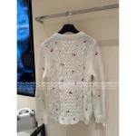 Dior 2025 Fall/Winter Collection 🌷 Round Neck Jacquard Floral Embroidery White Pullover Sweater - 100% Wool - Image 3
