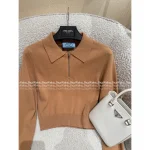 Prada 2025 Early Fall/Winter Collection 🐻 Back Keyhole Detail ◀️ Lapel Cropped Polo Knit Cashmere Sweater for Women - Image 9