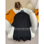 Louis Vuitton 2025 Fall Collection 🔍 Heavyweight Beaded Signature Logo Round Neck Print Plaid Short-Sleeve Tee - Image 7