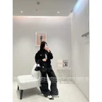 ALEXANDERWANG 2025 Early Fall Collection 🔍 Asymmetric Wave-Cut Arc Jacket / Casual Pants - Image 2