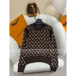 Louis Vuitton 2025 AW Collection 🐻 Embroidered Ingot Jacquard Logo Round Neck Cream-Brown Bear Pullover - 100% Imported Cashmere - Image 5