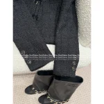 Chanel 2025 Early Fall Collection 🎀 Wool Tweed Lapel Blazer for Women - Artisan Velvet Bow Detail - Image 11