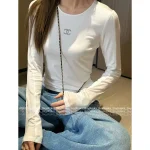 Chanel 2025 Fall/Winter Collection 🤍 Round Neck Stretch Slim-Fit Cotton Sparkle Logo Base Layer Long Sleeve Knit Top - Image 7