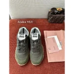 miumiu 2025 Spring/Summer Collection 🆕 Runway Style ~ Tyre Leather Sneakers 👟 Original-Grade Imported Knit Fabric / Suede Leather - 3 Colors Available - Image 3