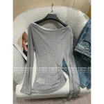 ANNANDELMAN 2025 Early Fall/Winter Collection 🩶 Indie Design Asymmetric Neckline Crystal-Embellished Gray Stretch Knit Top for Women - Image 5