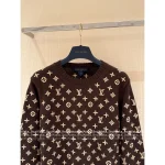 Louis Vuitton 2025 AW Collection 🐻 Embroidered Ingot Jacquard Logo Round Neck Cream-Brown Bear Pullover - 100% Imported Cashmere - Image 4