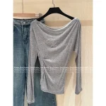 ANNANDELMAN 2025 Early Fall/Winter Collection 🩶 Indie Design Asymmetric Neckline Crystal-Embellished Gray Stretch Knit Top for Women - Image 4