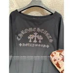 CHROME HEARTS 2025 Early Fall Collection 🤍 Crystal Cross & Letter Logo Asymmetric Shoulder Long Sleeve T-Shirt - Black & White Colors - Image 12