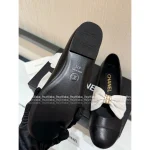 Chanel 2025 Fall/Winter Collection 🖤 Heavyweight Metal Chain ⛓️ Bow Accent Color-Block Round Toe Mary Jane Pumps for Women - Image 14