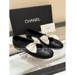 Chanel 2025 Fall/Winter Collection 🖤 Heavyweight Metal Chain ⛓️ Bow Accent Color-Block Round Toe Mary Jane Pumps for Women - Image 12