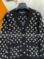 Louis Vuitton 2025 Autumn/Winter Collection 🤍 Embroidered Ingot Pattern Jacquard Logo Knit Cardigan - Full Color Range Available in Imported Kashmir Cashmere - Image 7