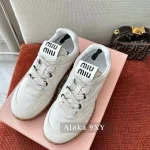 miumiu 2025 Spring/Summer Collection 🆕 Runway Style ~ Tyre Leather Sneakers 👟 Original-Grade Imported Knit Fabric / Suede Leather - 3 Colors Available