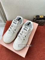 miumiu 2025 Spring/Summer Collection 🆕 Runway Style ~ Tyre Leather Sneakers 👟 Original-Grade Imported Knit Fabric / Suede Leather - 3 Colors Available