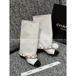 Chanel 2025 Fall/Winter Must-Have Combat Boots ❕ 100% Genuine Leather Wide-Cuff Metal Chain ⛓️👢 Leg-Lengthening Boots - Instantly Create the Illusion of Longer Legs!