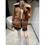 miumiu 2025 Early Fall/Winter Collection 🐻 Patchwork Fur Collar Suede Wool Jacket - Quilted Lining for Warmth & Comfort - Image 10
