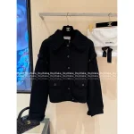 Chanel 2025/26 Atelier Collection 🖤 Artisan Wool Blend Chunky Knit & Crochet Sleeve Button Detail Cardigan