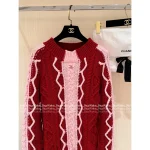Chanel 2025 Fall/Winter Runway Collection ♥️ Color-Block Red Tone Round Neck Crystal Embellished Knit Dress - 100% Imported Wool - Image 5