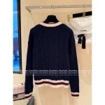 Chanel 🆕 2025 Fall/Winter Colorblock V-Neck Embroidered Badge Pocket Kashmir Cashmere Cardigan - Image 8