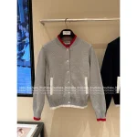 THOM BROWNE 2025 Fall/Winter Collection 👧 Color-Block Pocket Knit Wool Baseball Jacket for Women - Image 3