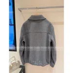 miumiu 2025 Early Fall/Winter Collection 🩶 Minimalist Luxury Gray Tones Lapel Letter Logo Imported Lambswool/Cashmere Jacket - Image 5
