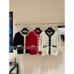 Chanel 2025 Fall/Winter Collection 🤍 100% Kashmir Cashmere Handmade Bow 🎀 Color-Block Pocket Knit Cardigan