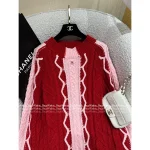 Chanel 2025 Fall/Winter Runway Collection ♥️ Color-Block Red Tone Round Neck Crystal Embellished Knit Dress - 100% Imported Wool - Image 13