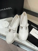 Chanel 2025 Fall/Winter Collection 🌈 Cut-Out Silver Buckle Logo Genuine Leather Loafers / Women's Shoes - 4 Colors Available - Image 14